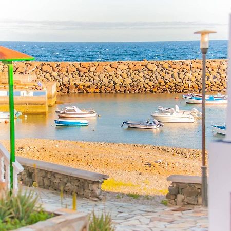 Beach House Tajao La Jaca ภายนอก รูปภาพ